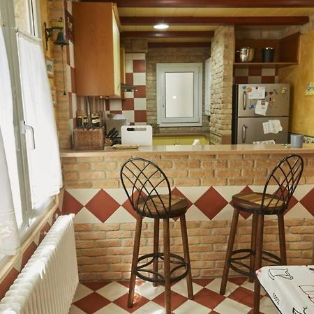 La Casa De La Biblioteca Apartment Кампродон Екстериор снимка