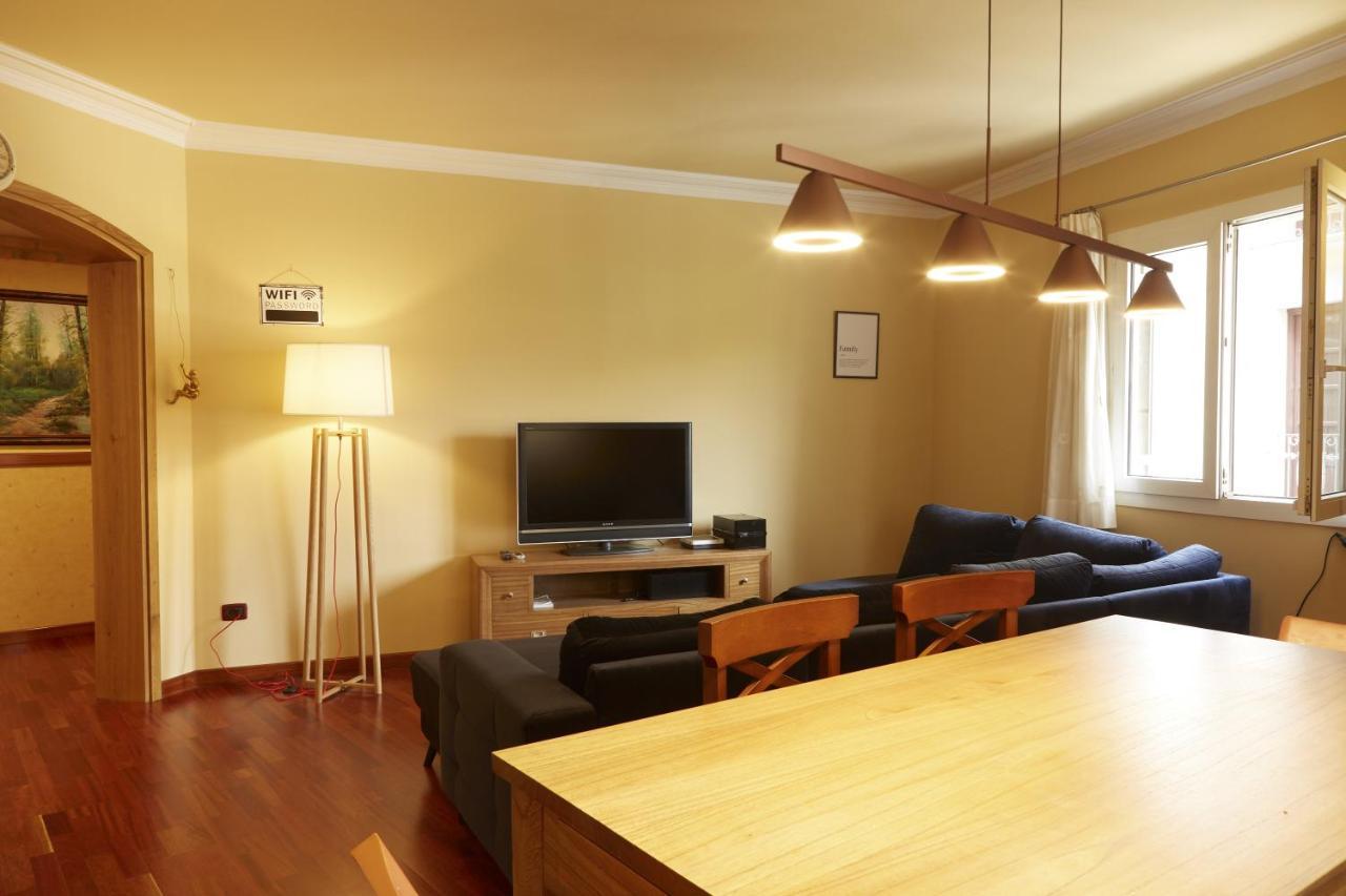 La Casa De La Biblioteca Apartment Кампродон Екстериор снимка